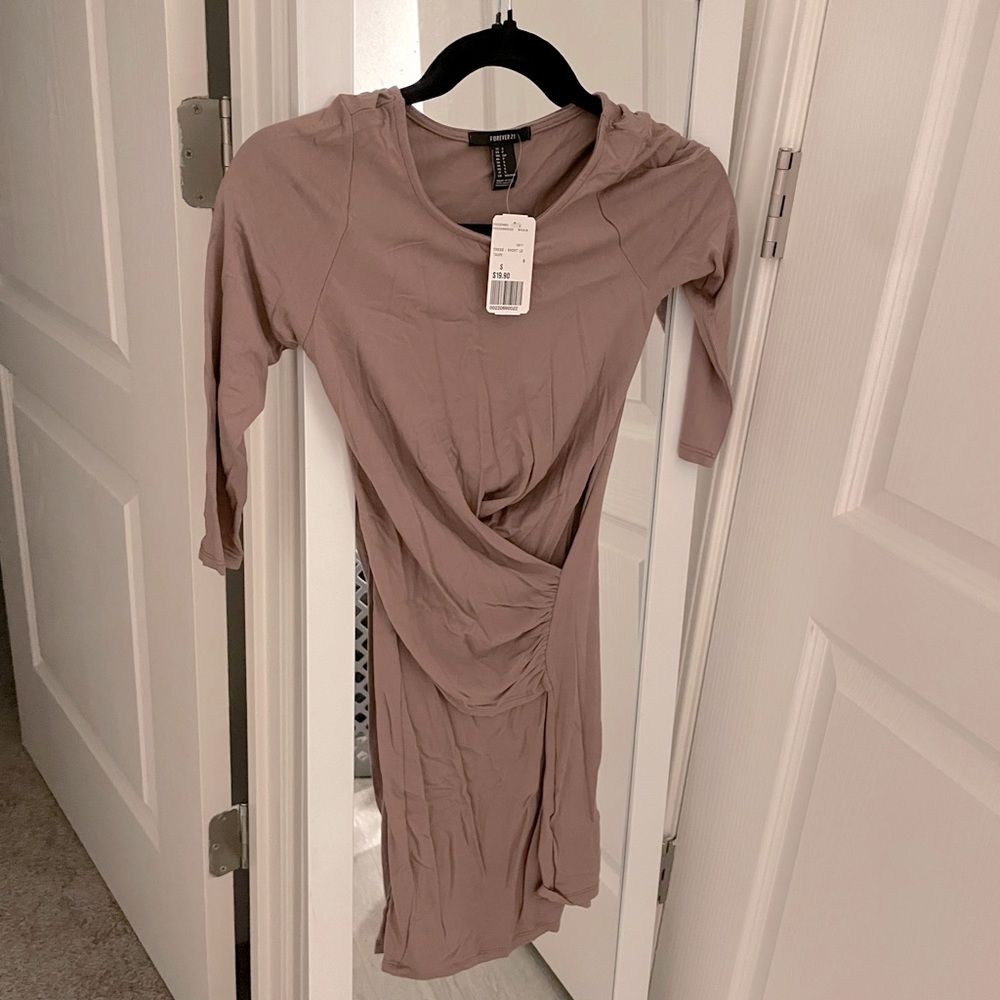 TAUPE DRESS